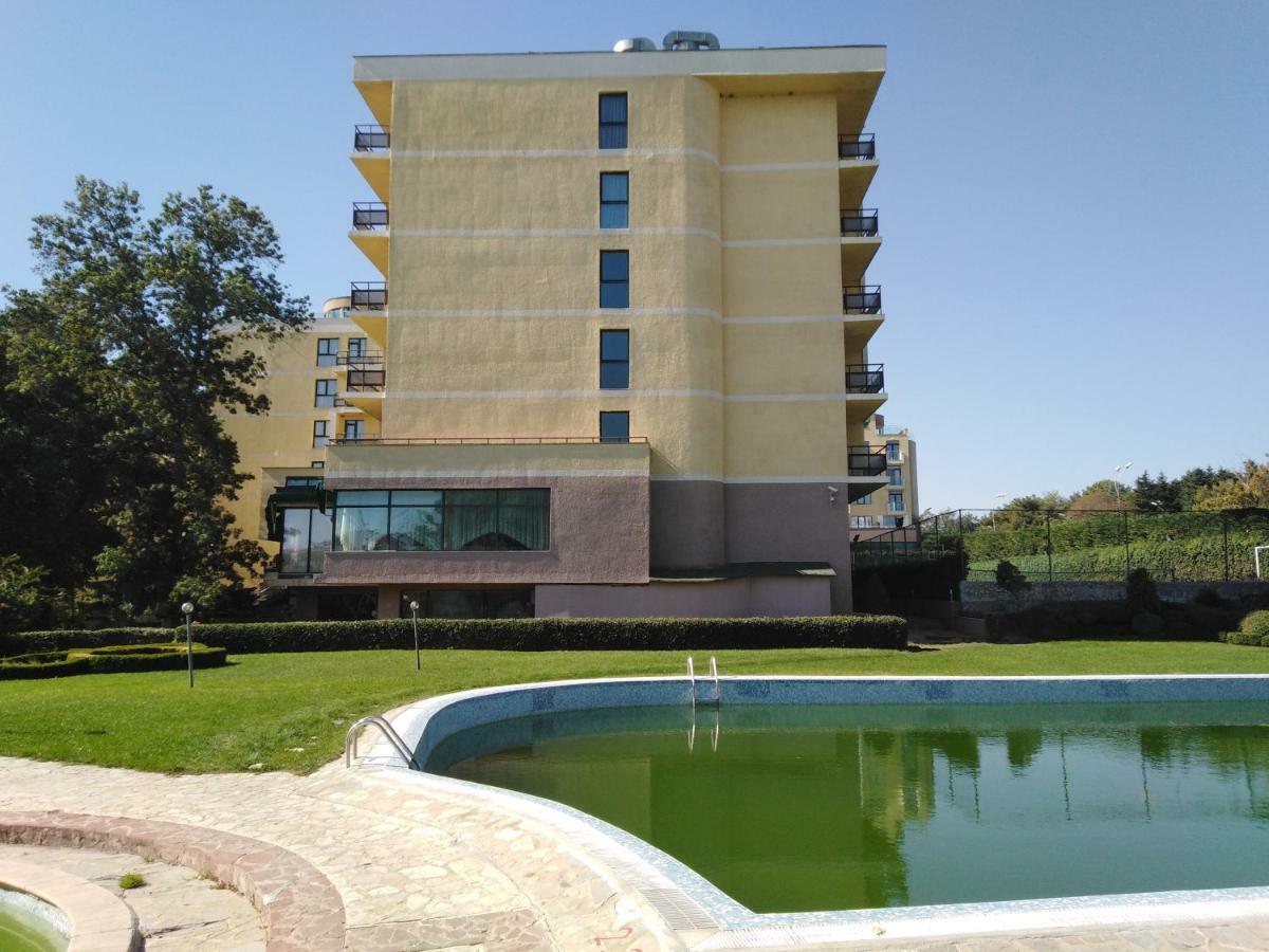 Private Apartment In Saint Elena Saints Constantine and Helena Exterior photo